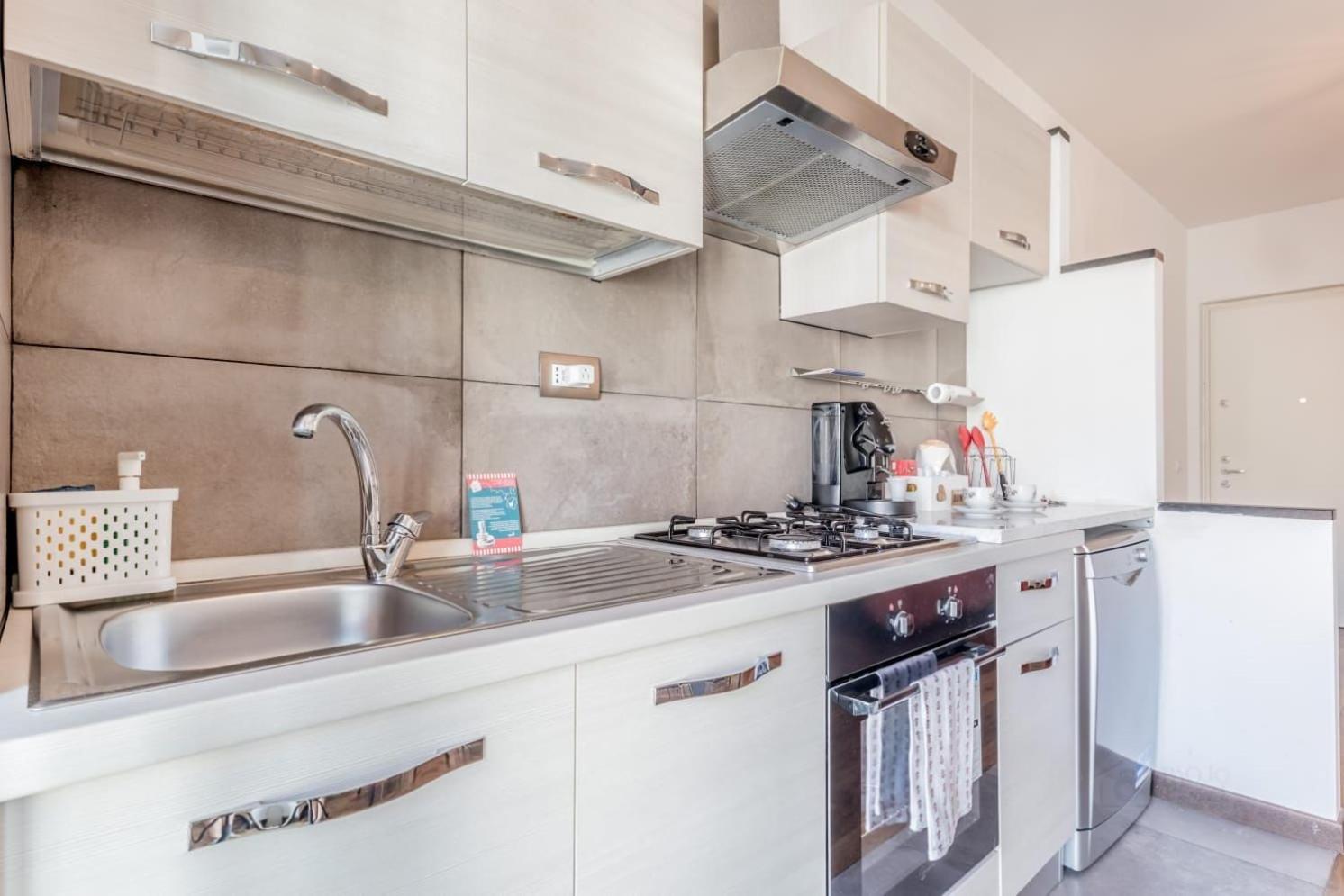 Monteverde Sunny Apartment โรม ภายนอก รูปภาพ