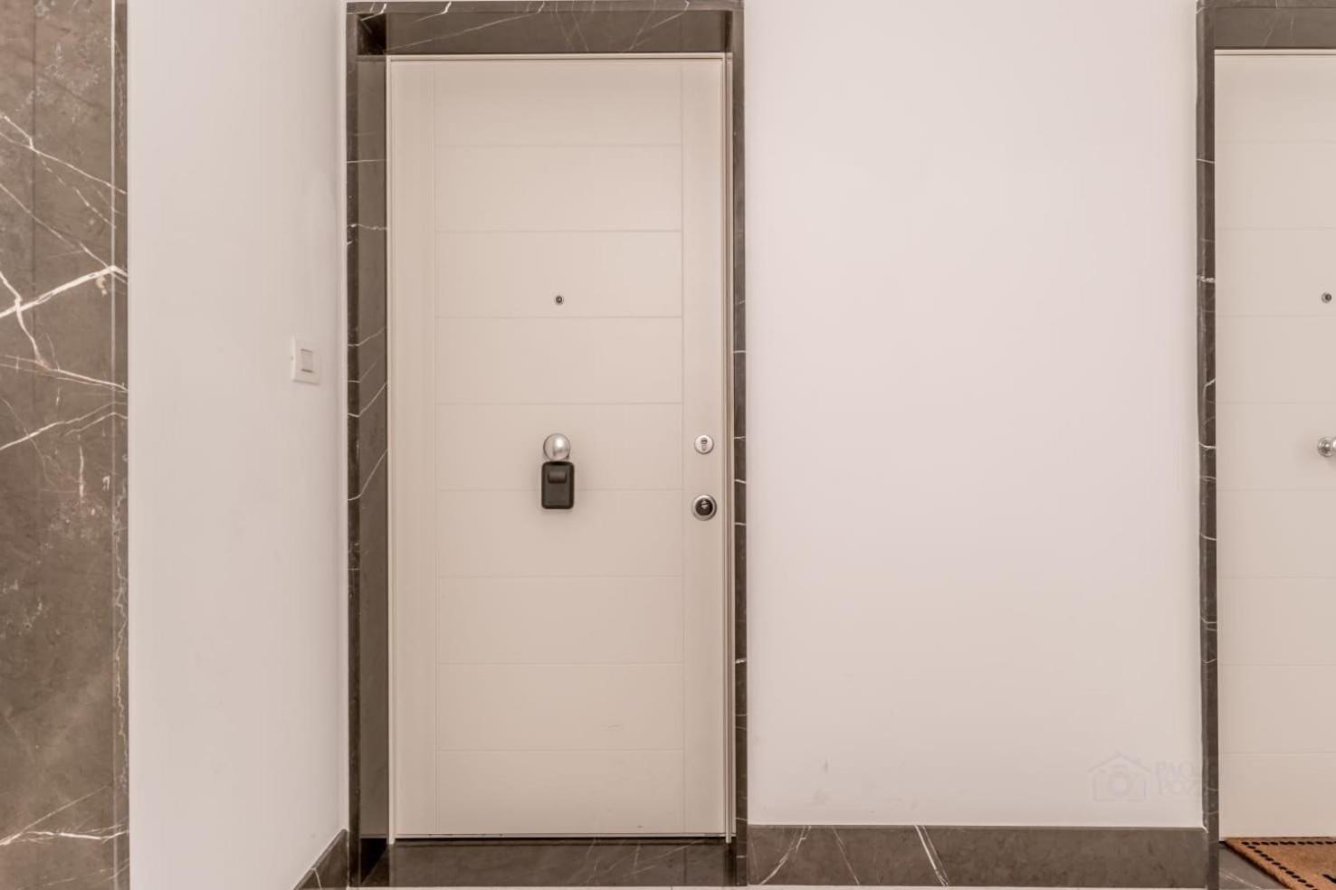 Monteverde Sunny Apartment โรม ภายนอก รูปภาพ
